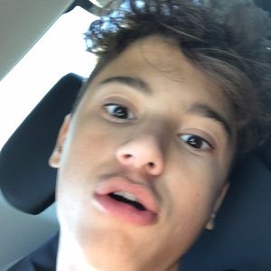 Meet your Posher, Tj